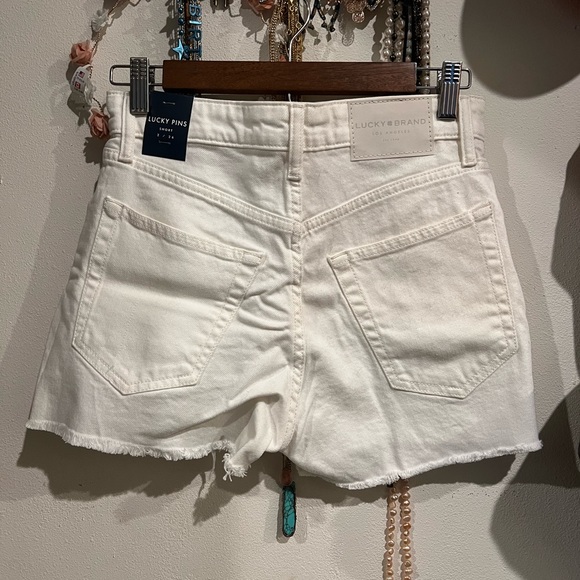 NWT Lucky Brand Shorts - Picture 2 of 3
